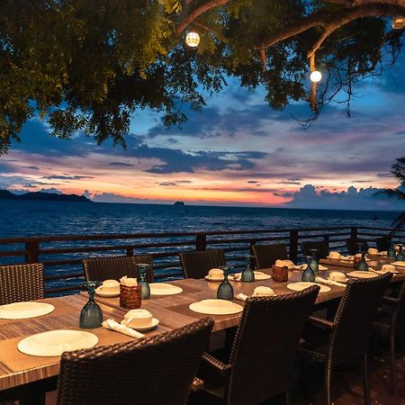 Altamare Dive And Leisure Resort Anilao Mabini  Ngoại thất bức ảnh