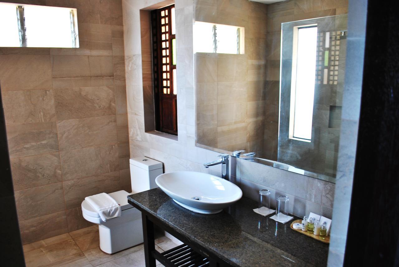 Altamare Dive And Leisure Resort Anilao Mabini  Ngoại thất bức ảnh